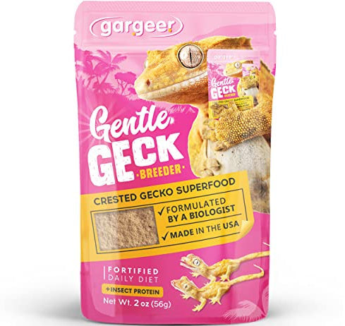 Front of the 2 oz pouch of breeder formula crested gecko food