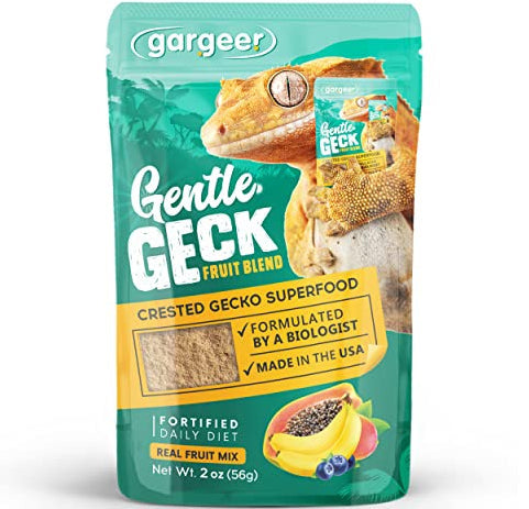 Front of the 2 oz pouch of fruit blend crested gecko food
